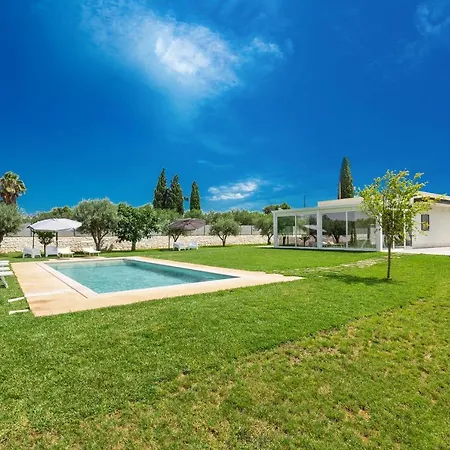 Alceste By Barbarhouse Villa